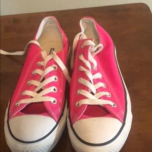 Pink converse